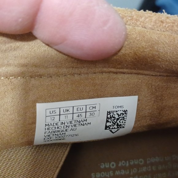 Tom's leather boat sneakers size 12M or Regular. color Tan. - Picture 2 of 7